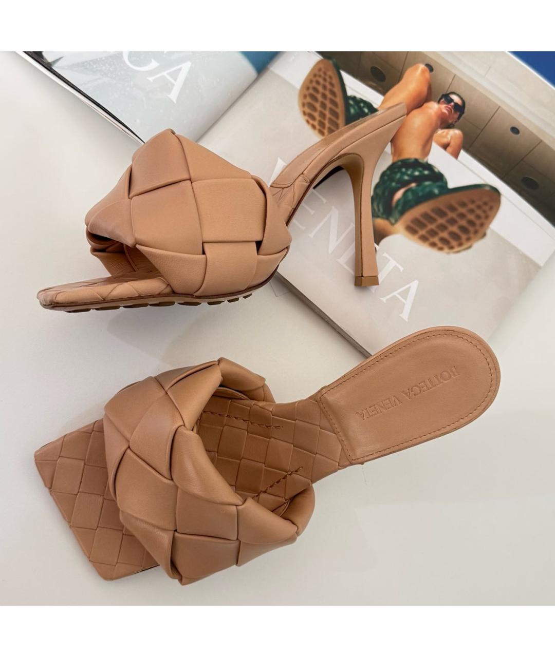 BOTTEGA VENETA Бежевые кожаные мюли, фото 3