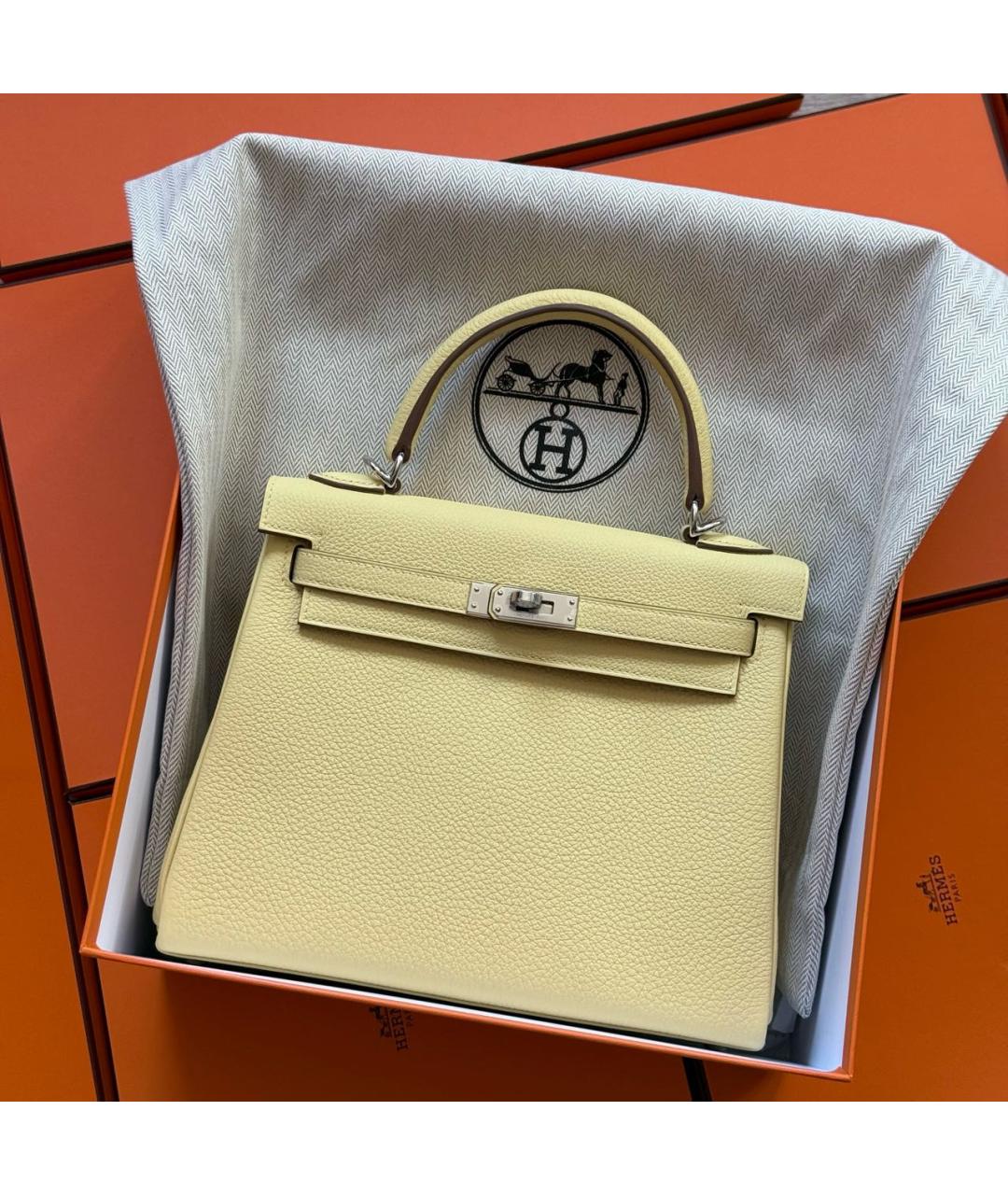 HERMES Желтая кожаная сумка с короткими ручками, фото 3