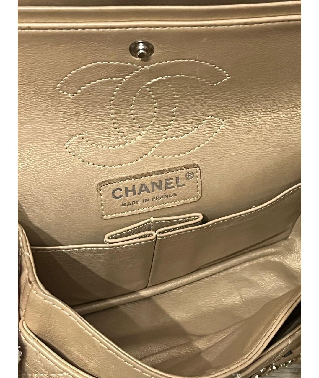 CHANEL Бежевая кожаная сумка через плечо, фото 4