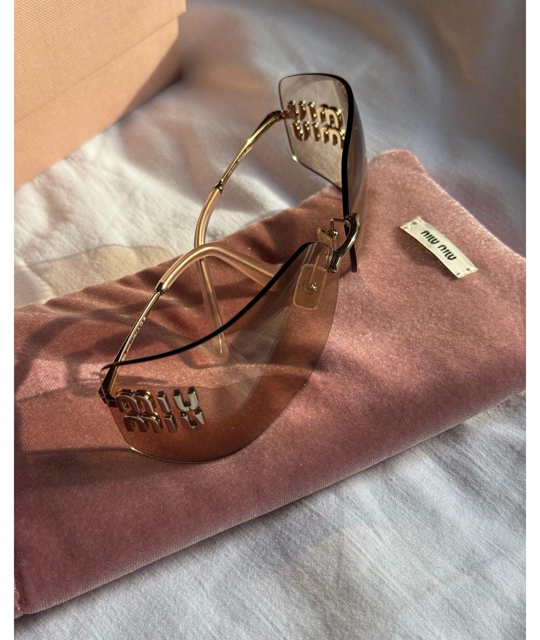 MIU MIU Золотые металлические солнцезащитные очки, фото 5