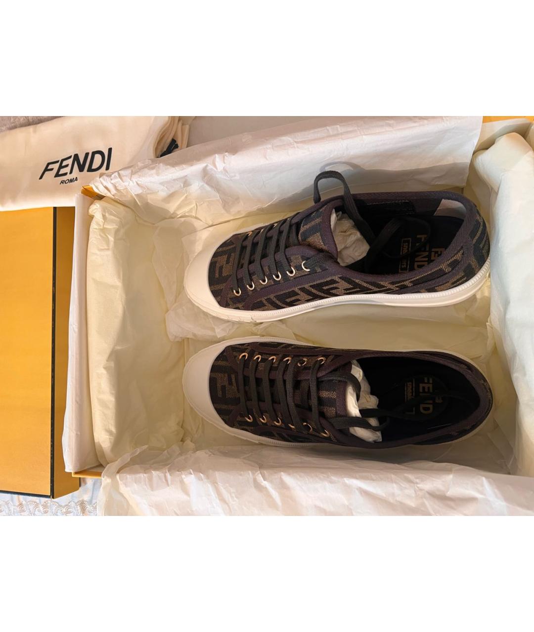FENDI Коричневые текстильные кеды, фото 3