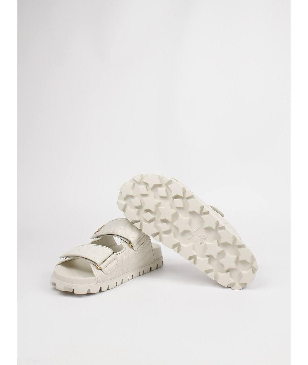 MIU MIU Белые кожаные сандалии, фото 6