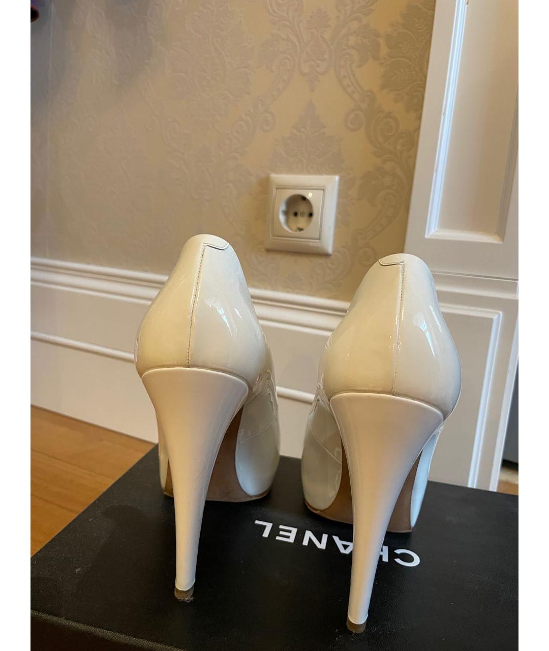 CHANEL Бежевые кожаные туфли, фото 3