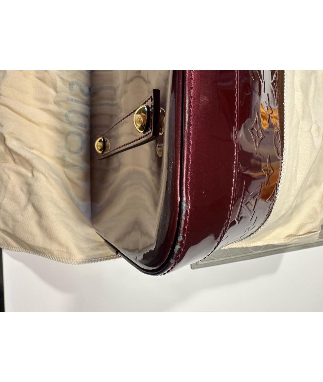 LOUIS VUITTON Бордовая сумка с короткими ручками из лакированной кожи, фото 6