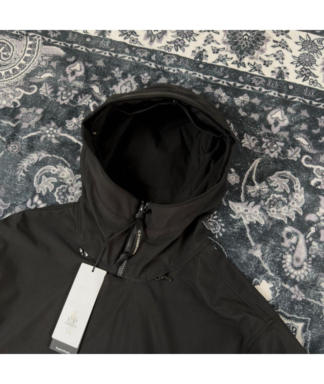 CP COMPANY Черная полиэстеровая куртка, фото 2