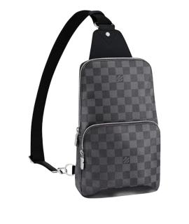 LOUIS VUITTON Барсетка