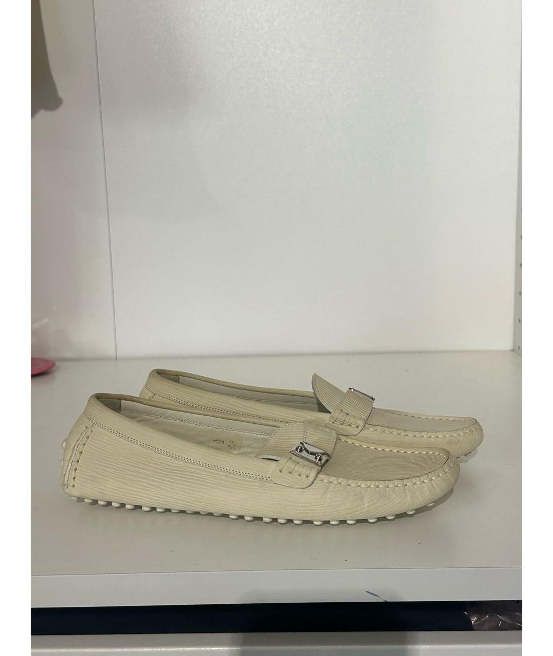 LOUIS VUITTON Бежевые кожаные мокасины, фото 2