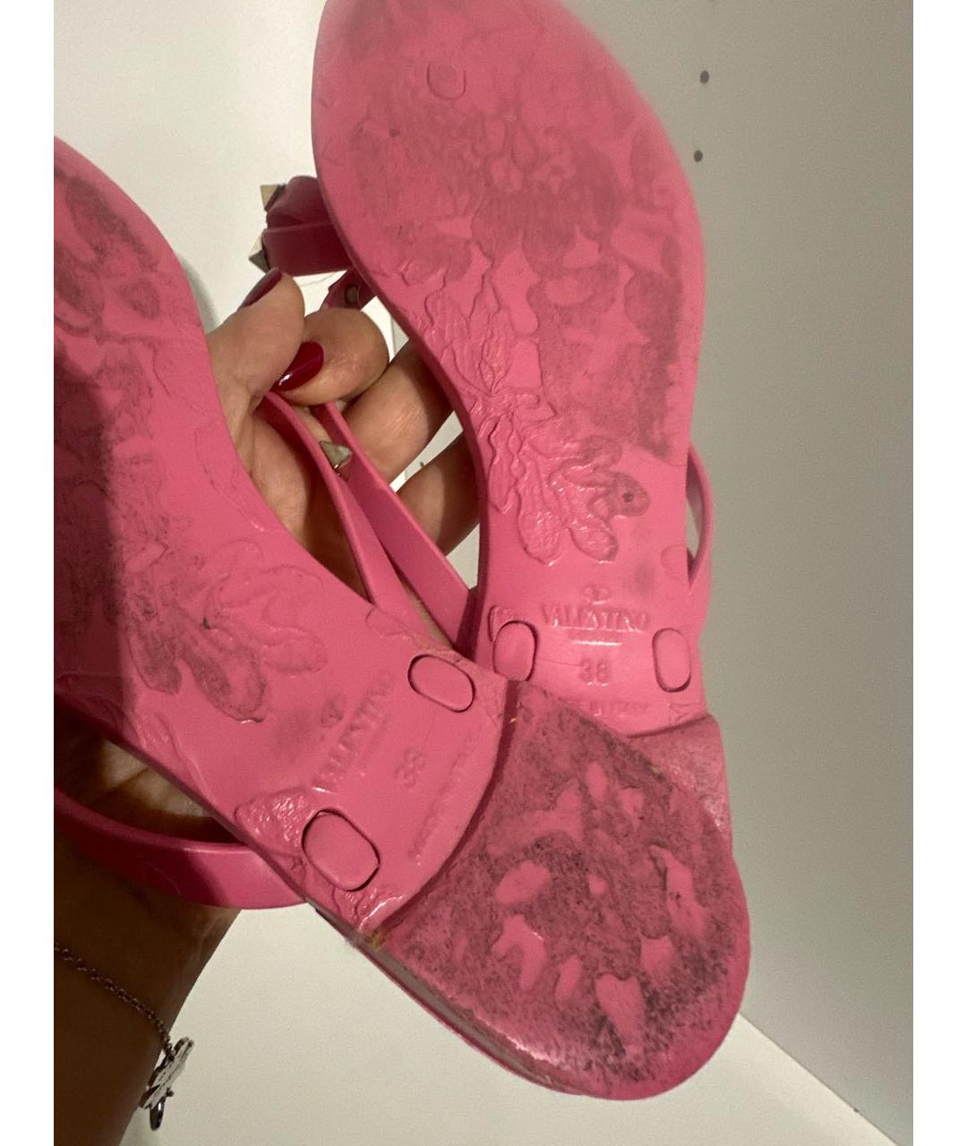 VALENTINO Розовые резиновые шлепанцы, фото 4