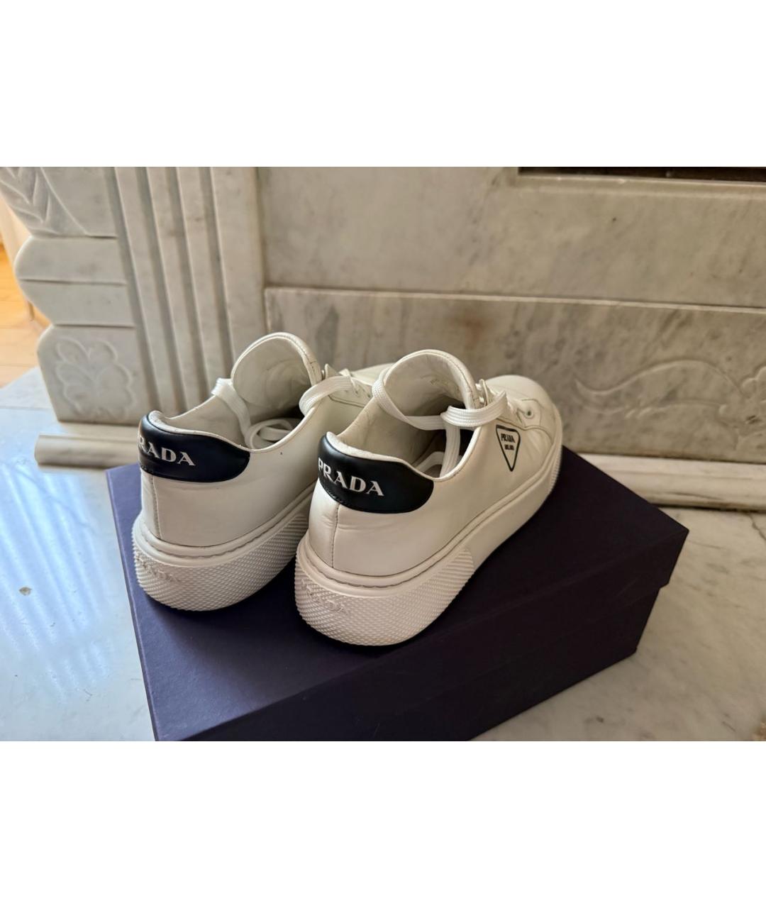 PRADA Белые кеды, фото 3