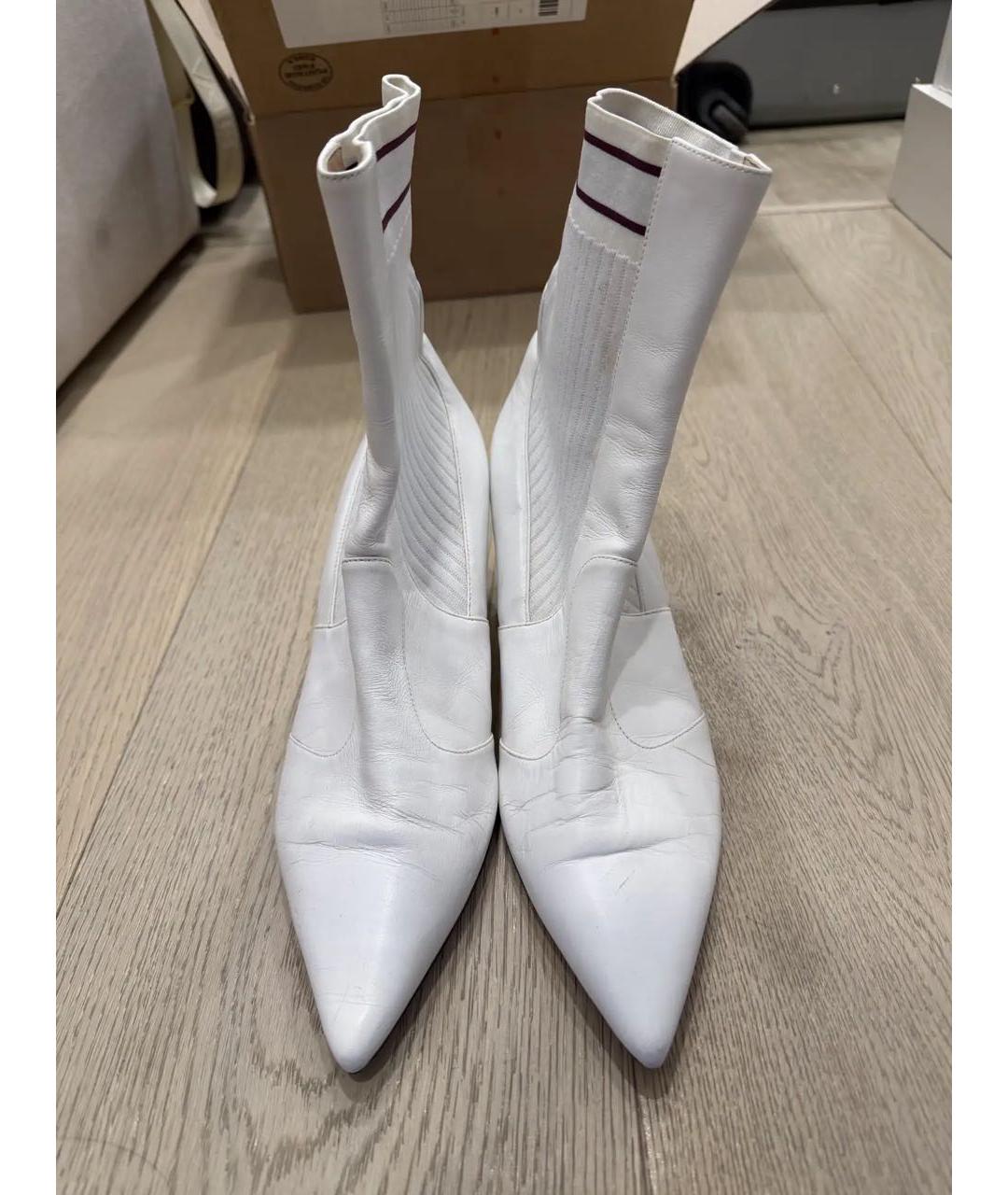 FENDI Белые кожаные ботильоны, фото 2