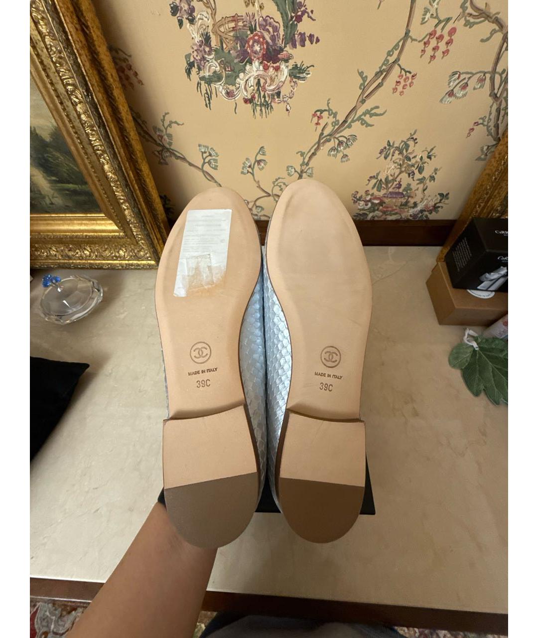 CHANEL Голубые балетки из экзотической кожи, фото 5