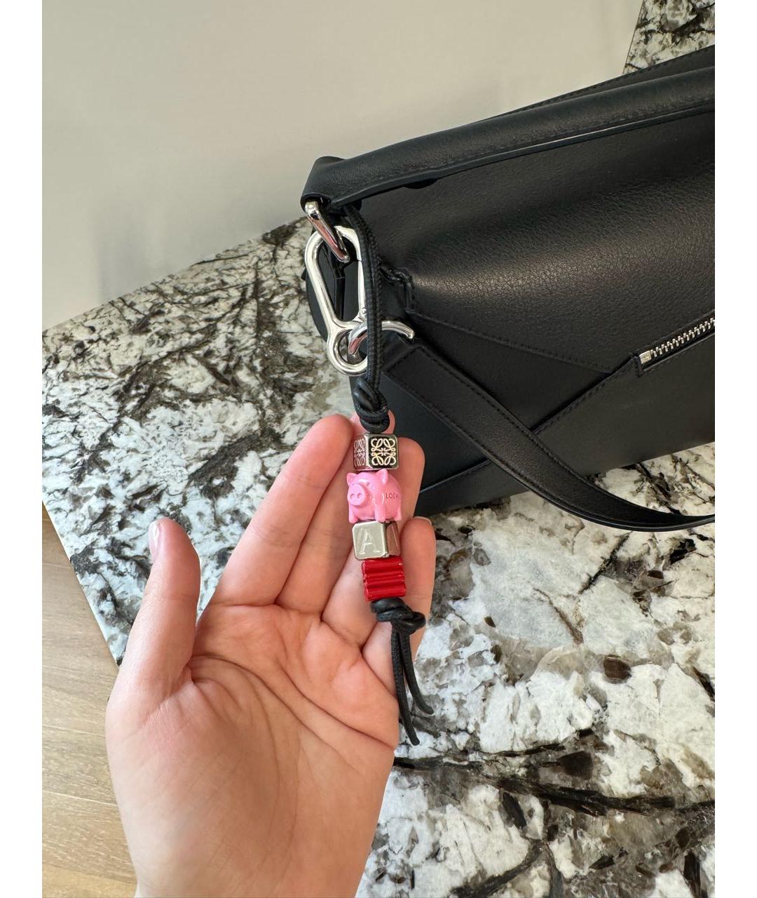 LOEWE Черная кожаная сумка с короткими ручками, фото 6