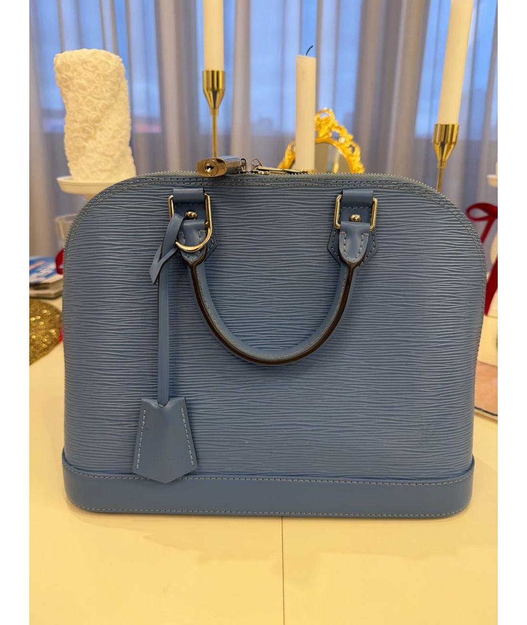 LOUIS VUITTON Голубая кожаная сумка с короткими ручками, фото 5