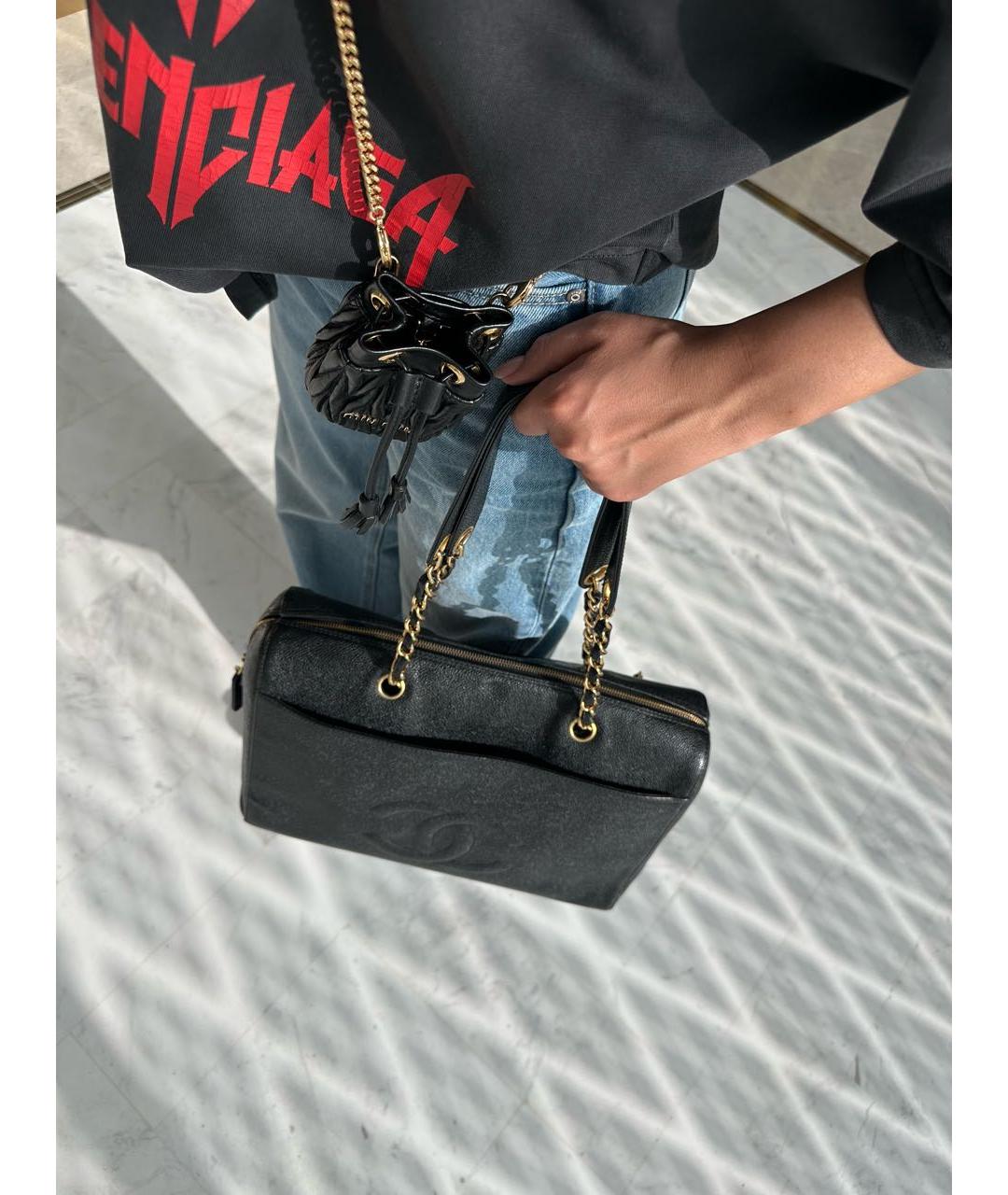 CHANEL Черная кожаная сумка через плечо, фото 4