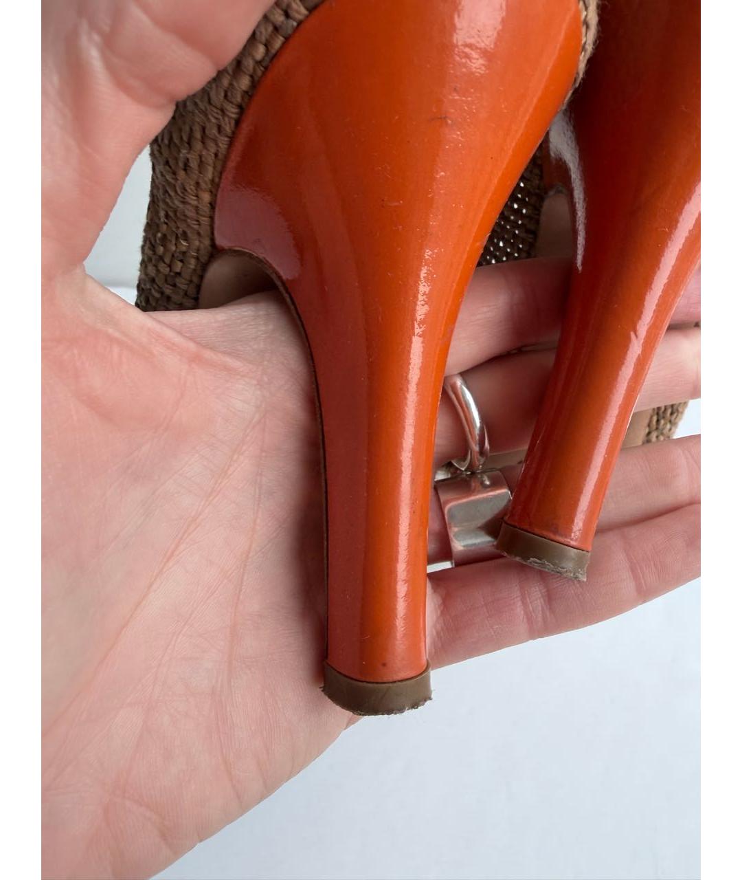 PRADA Бежевые кожаные туфли, фото 6