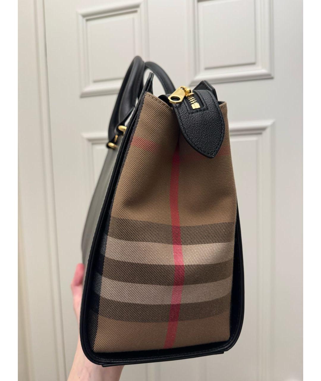 BURBERRY Черная кожаная сумка с короткими ручками, фото 3