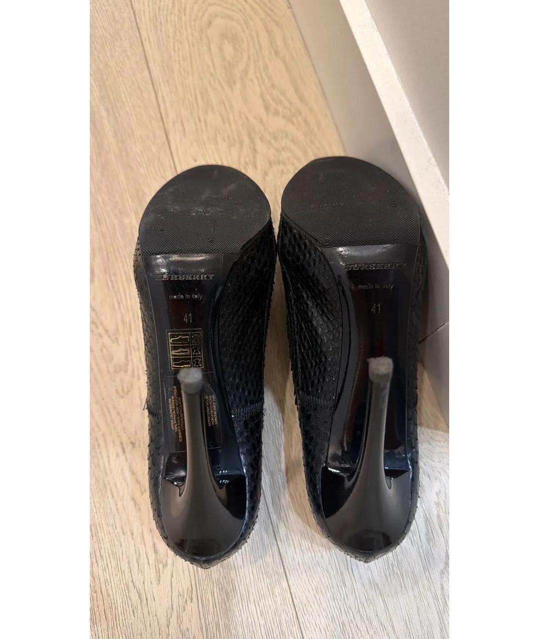 BURBERRY Черные туфли из экзотической кожи, фото 5
