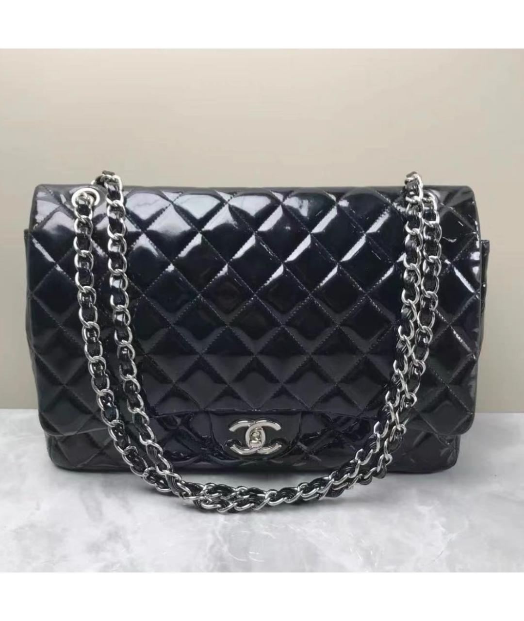 CHANEL Черная сумка через плечо из лакированной кожи, фото 2