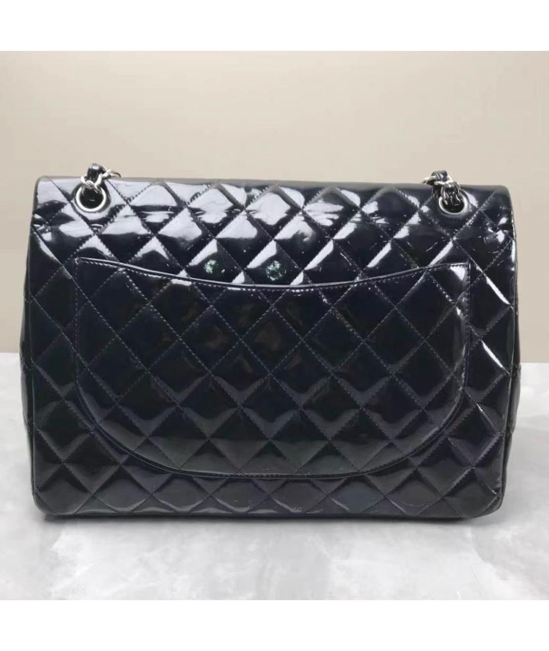 CHANEL Черная сумка через плечо из лакированной кожи, фото 3