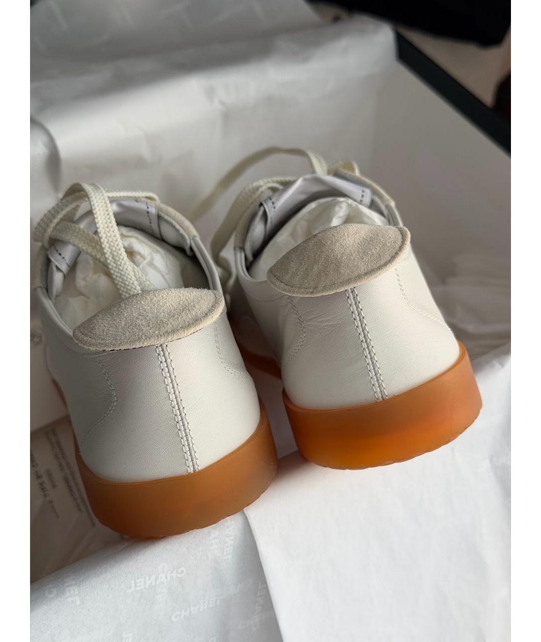 CHANEL Белые кожаные кеды, фото 5