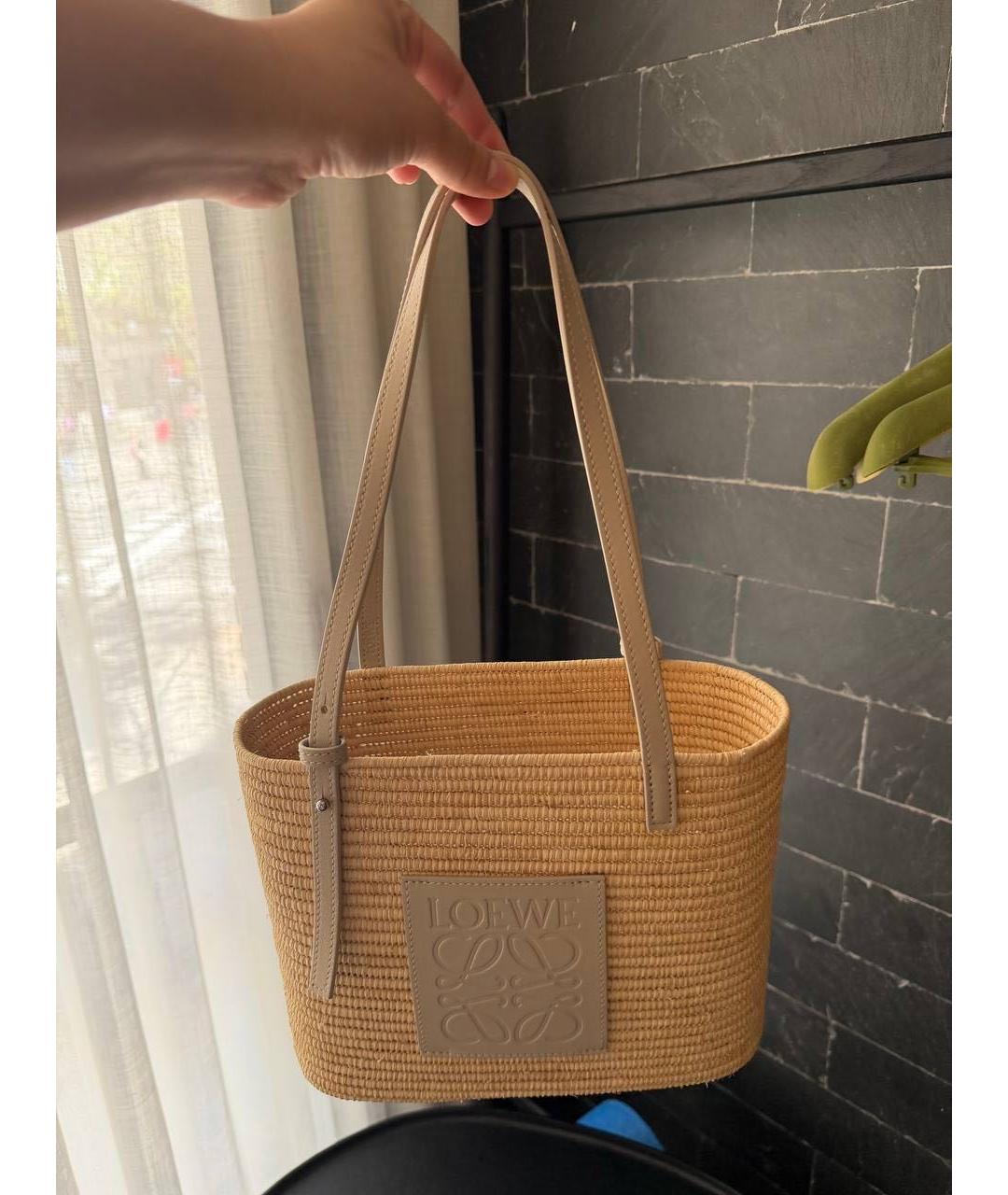 LOEWE Бежевая пелетеная пляжная сумка, фото 2