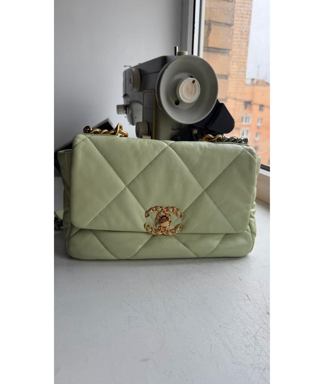 CHANEL Салатовая кожаная сумка через плечо, фото 2