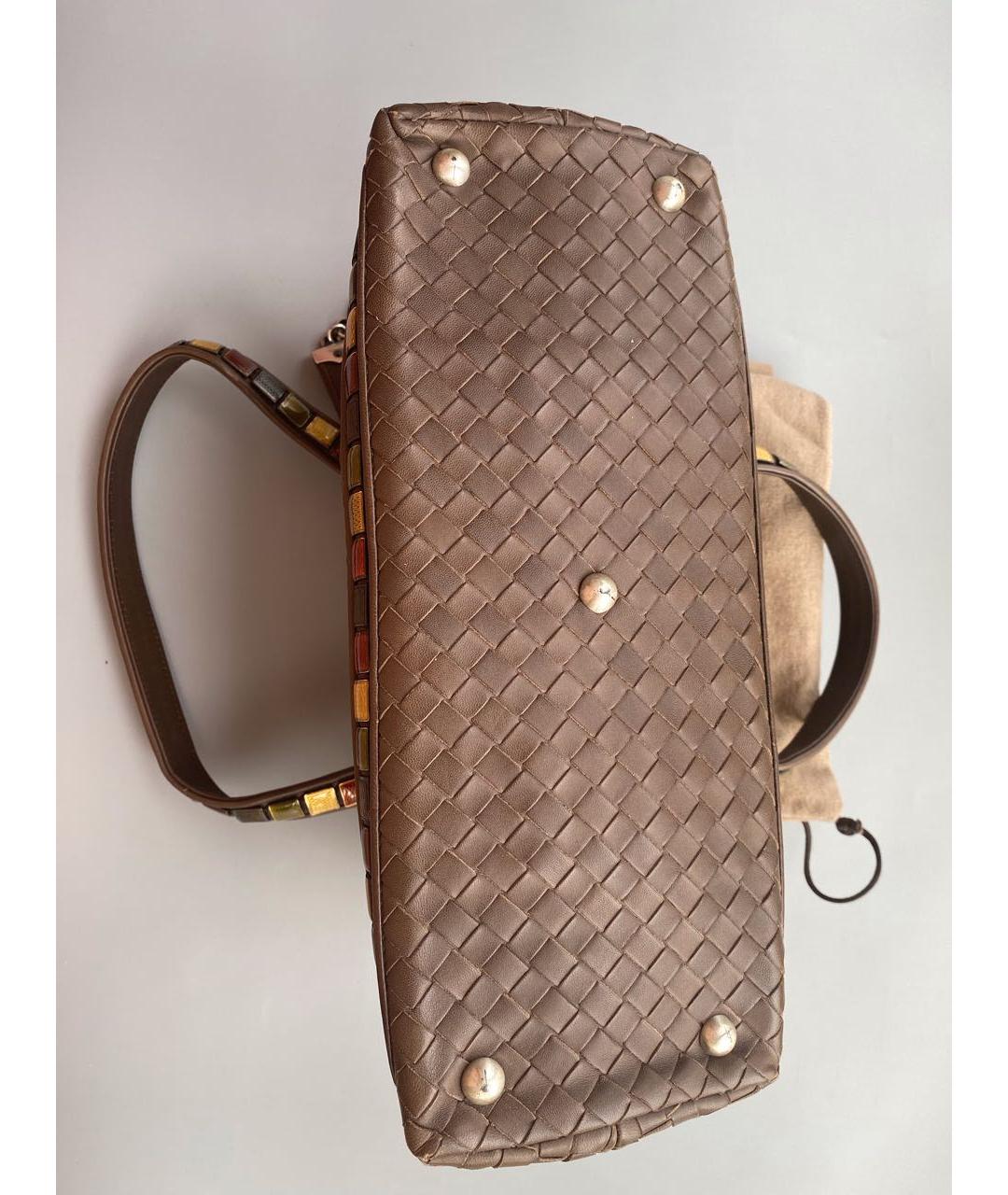 BOTTEGA VENETA Коричневая кожаная сумка с короткими ручками, фото 8