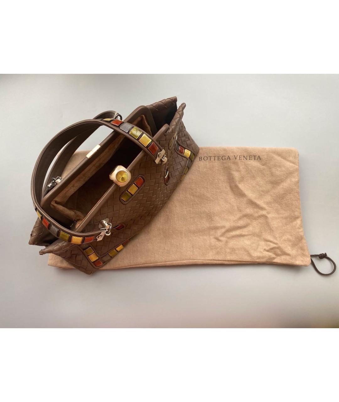 BOTTEGA VENETA Коричневая кожаная сумка с короткими ручками, фото 7