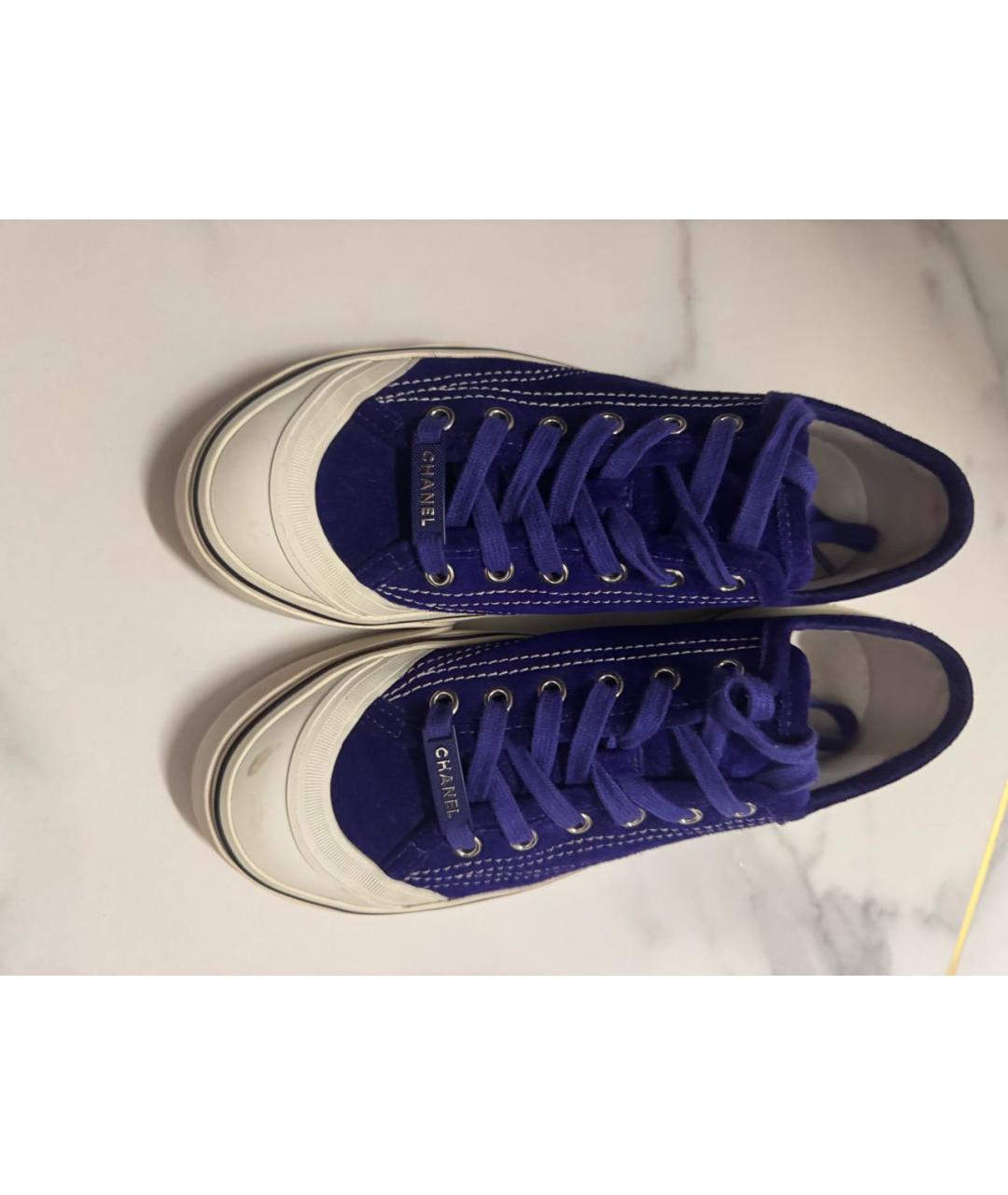 CHANEL Фиолетовые замшевые кеды, фото 4