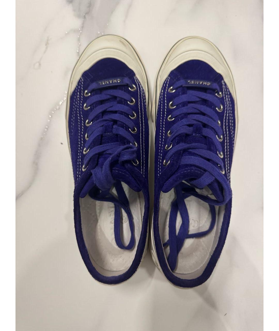 CHANEL Фиолетовые замшевые кеды, фото 2