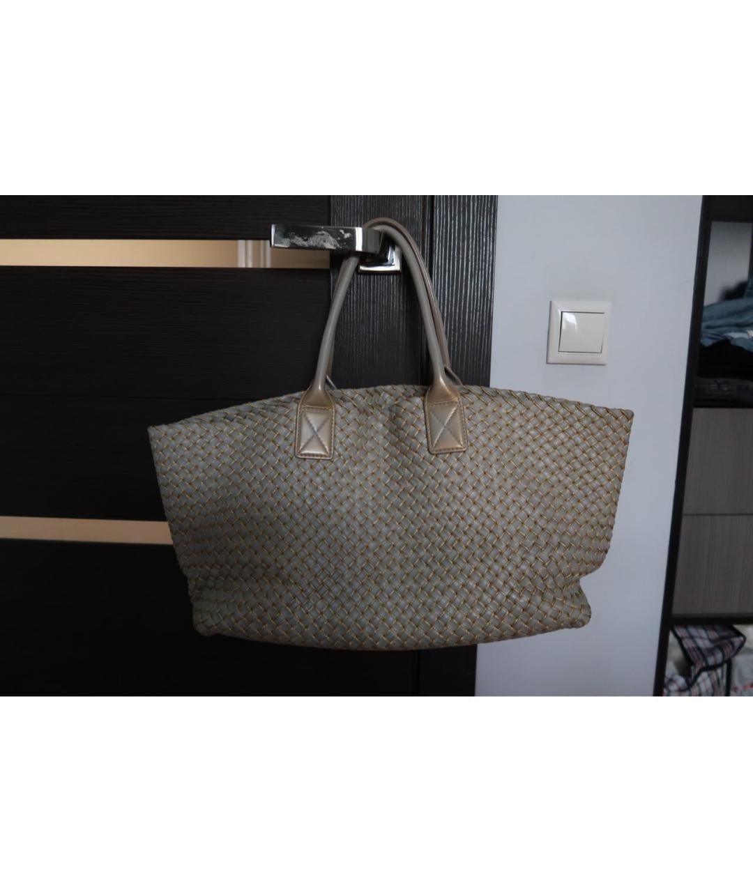 BOTTEGA VENETA Бежевая кожаная сумка тоут, фото 9