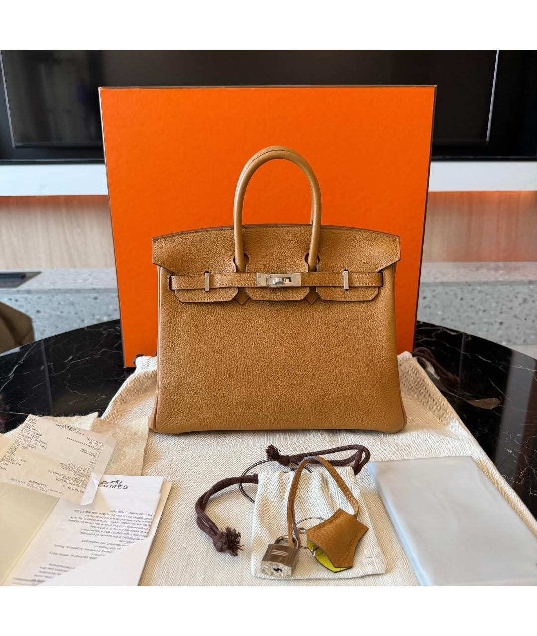 HERMES Коричневая кожаная сумка с короткими ручками, фото 2