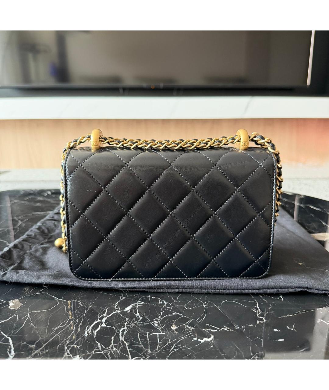 CHANEL Черная кожаная сумка через плечо, фото 2