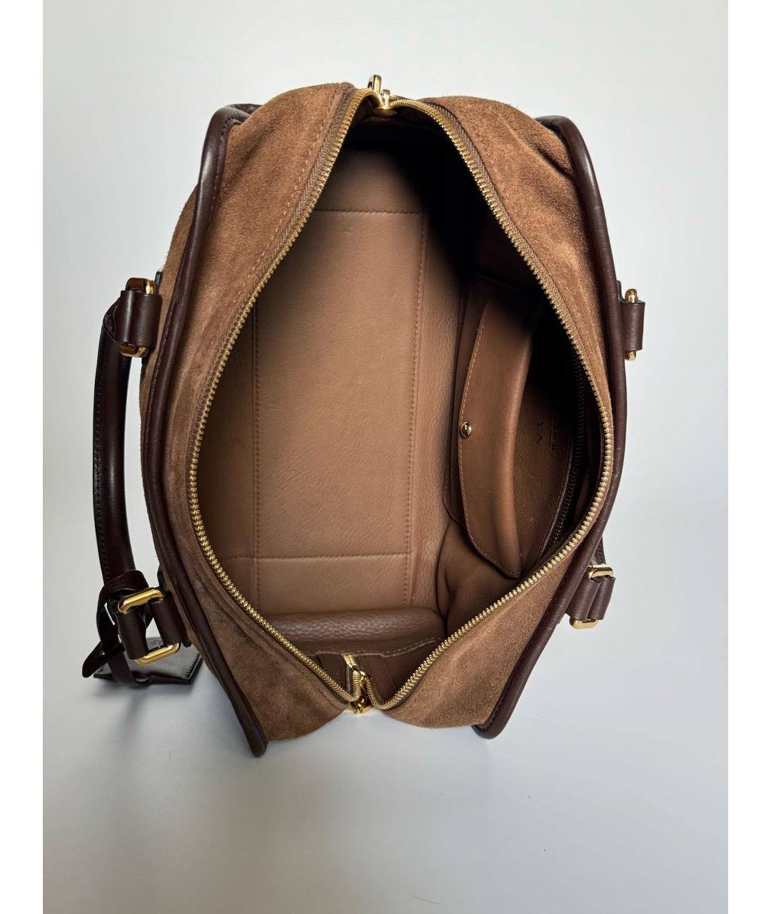LOEWE Коричневая замшевая сумка с короткими ручками, фото 4