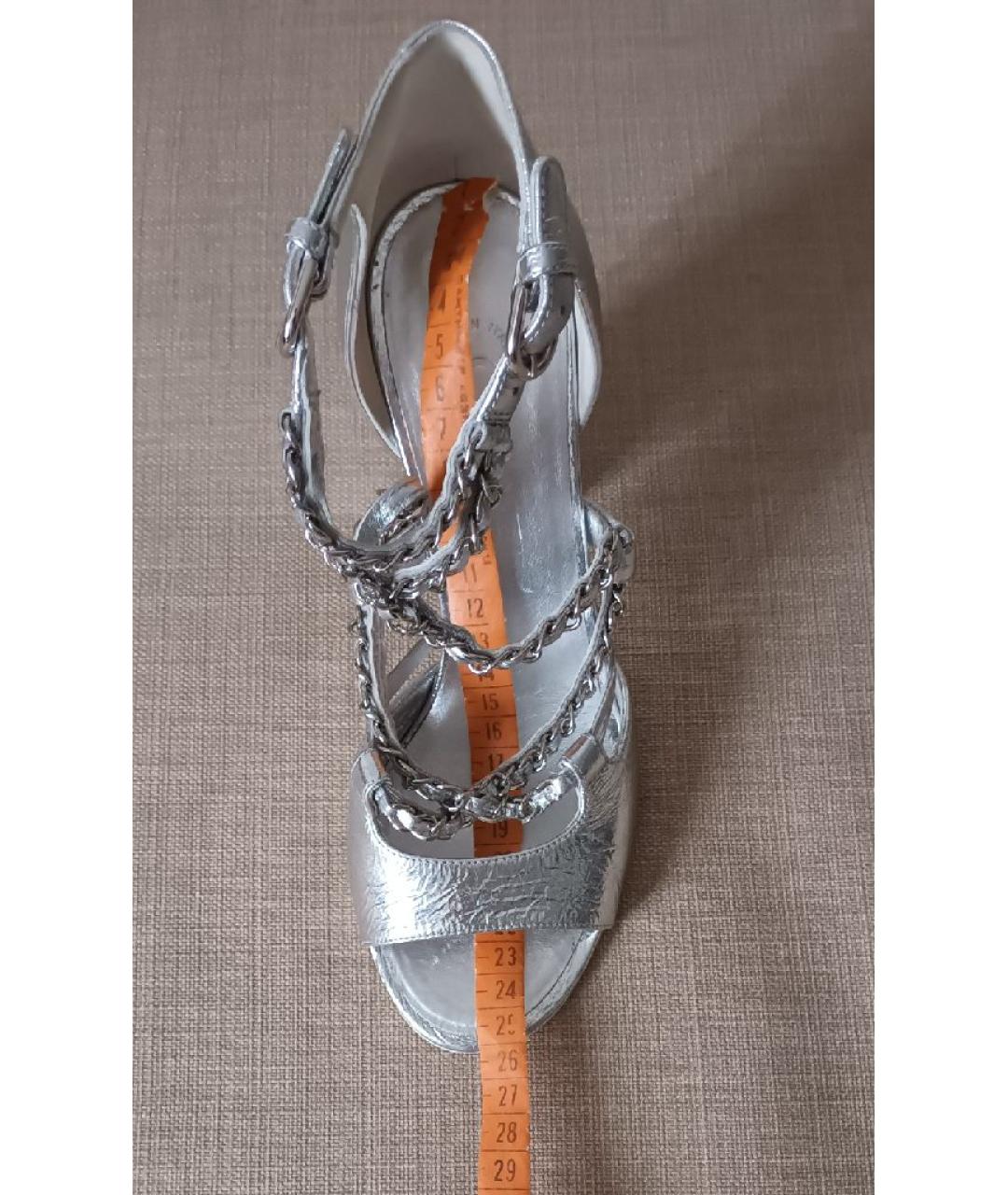 CHANEL Серебряные кожаные босоножки, фото 8