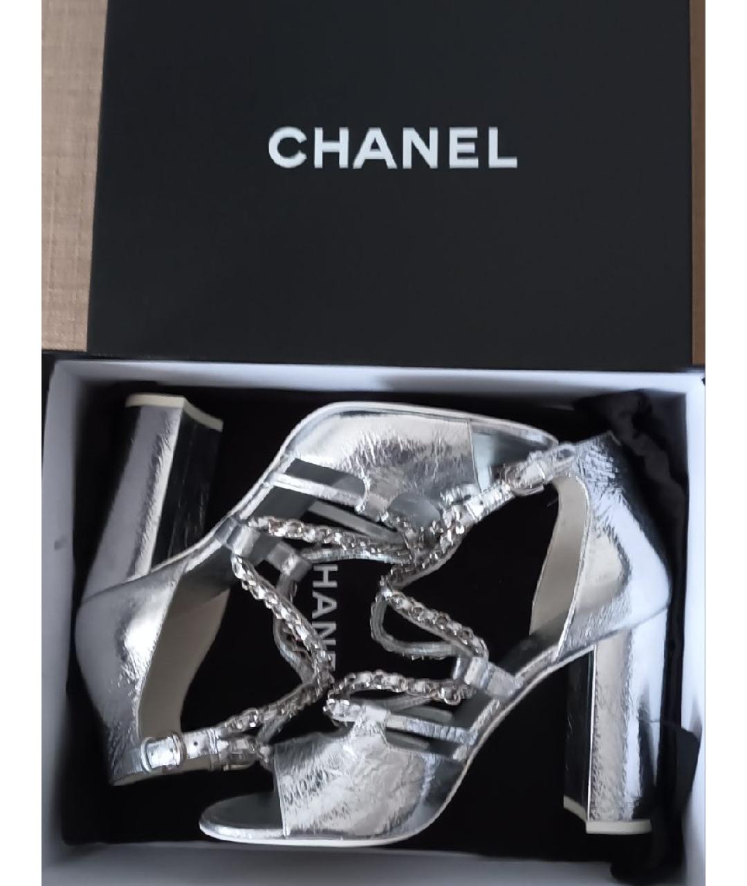 CHANEL Серебряные кожаные босоножки, фото 6