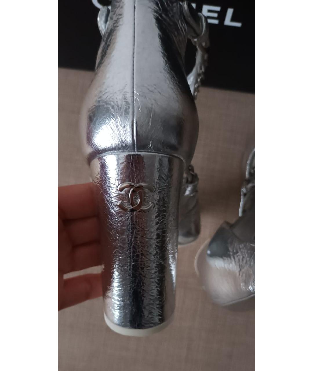 CHANEL Серебряные кожаные босоножки, фото 3