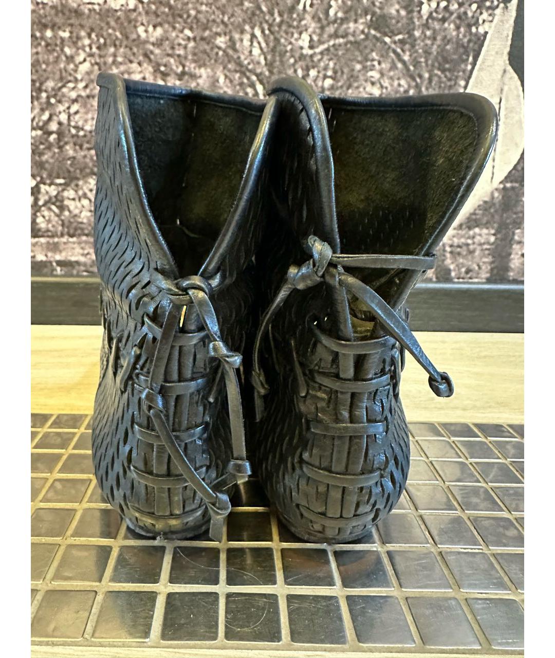 CHANEL Черные кожаные ботильоны, фото 4