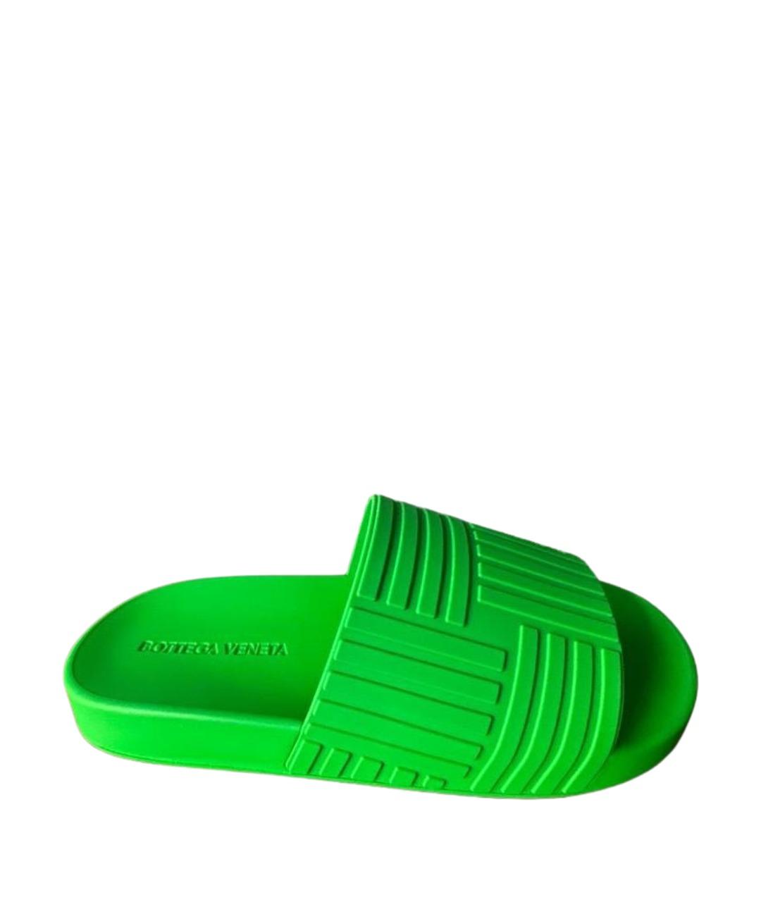 BOTTEGA VENETA Зеленые резиновые шлепанцы, фото 1