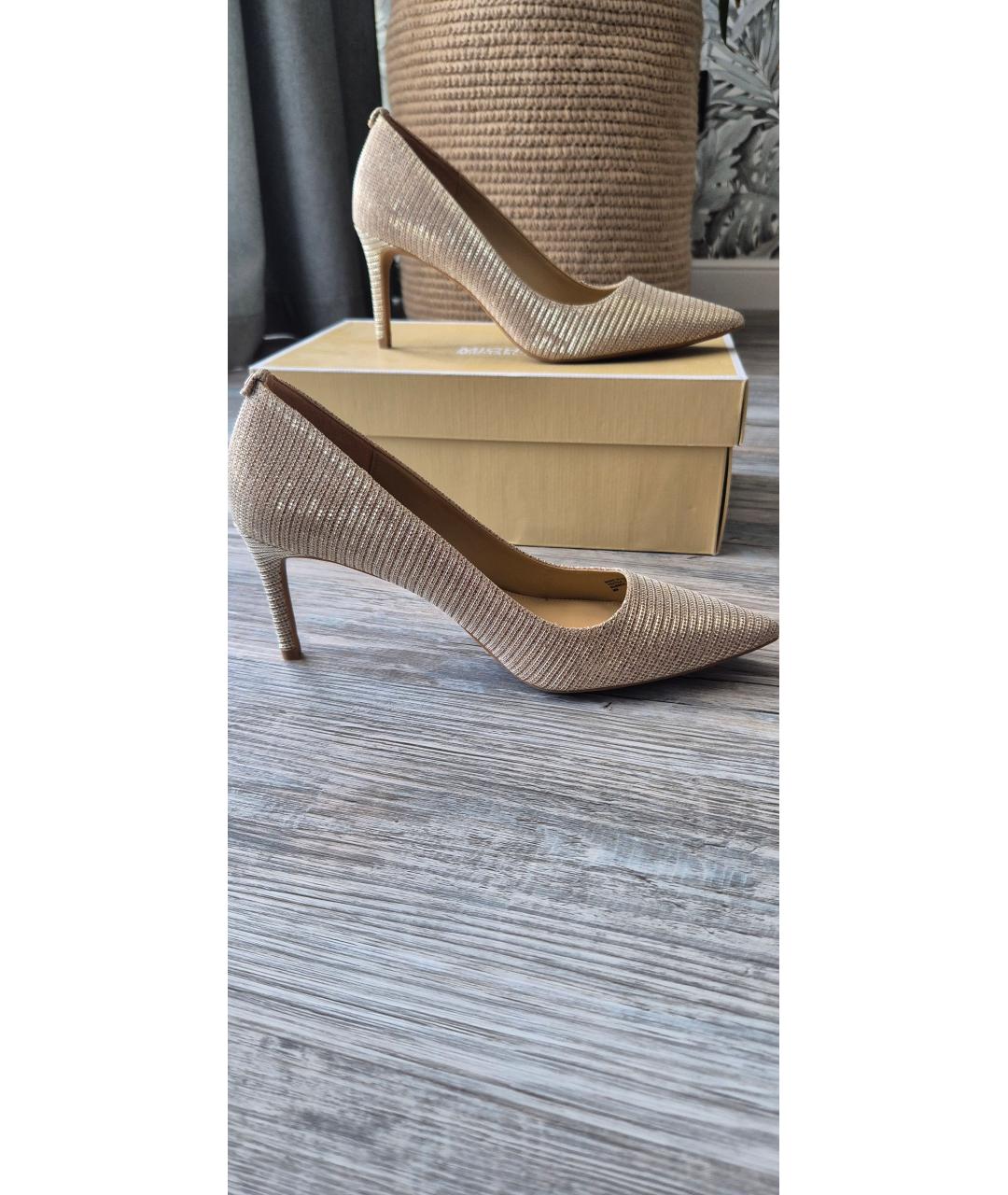 MICHAEL MICHAEL KORS Золотые текстильные туфли, фото 4