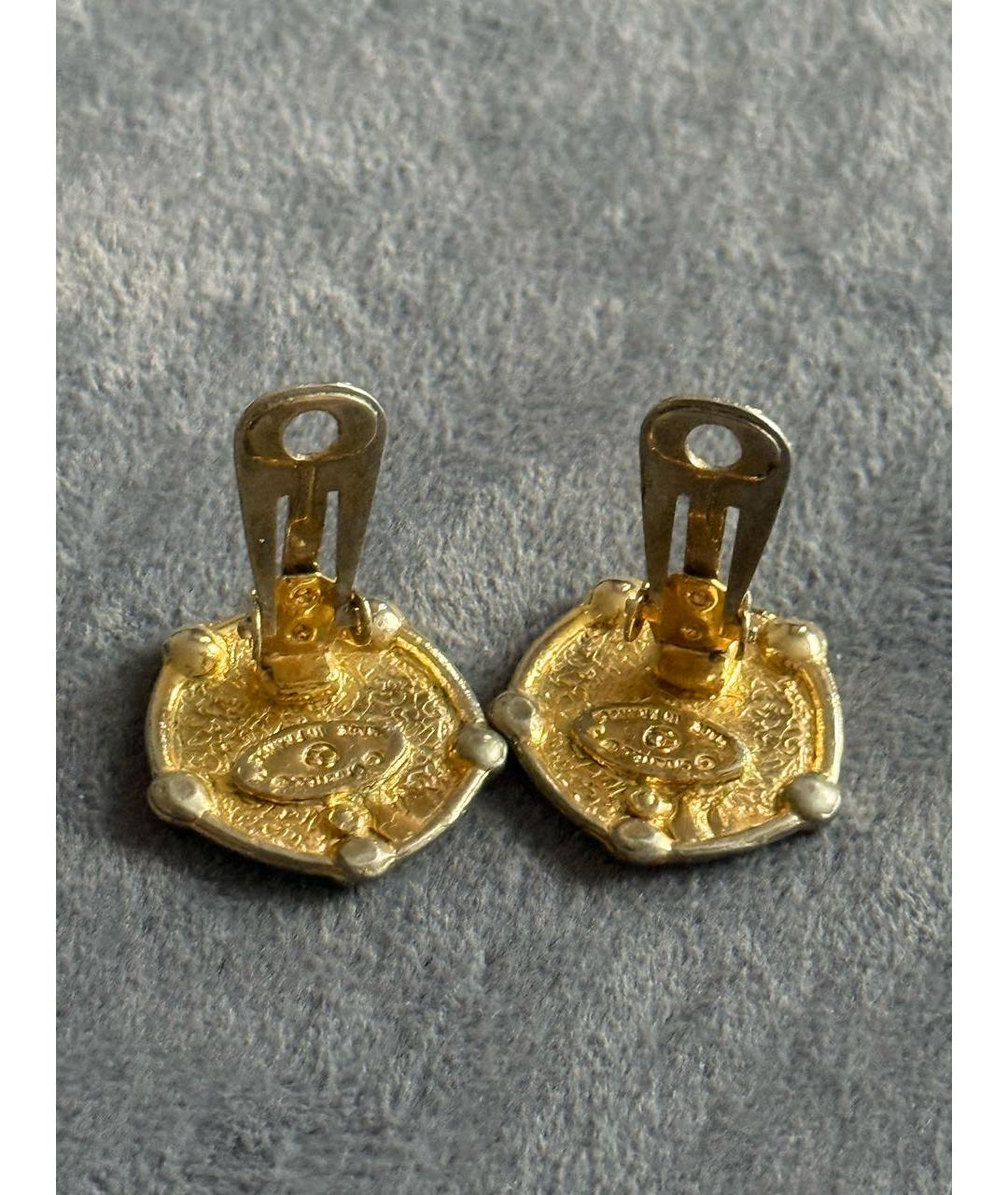 CHANEL Золотые металлические клипсы, фото 5