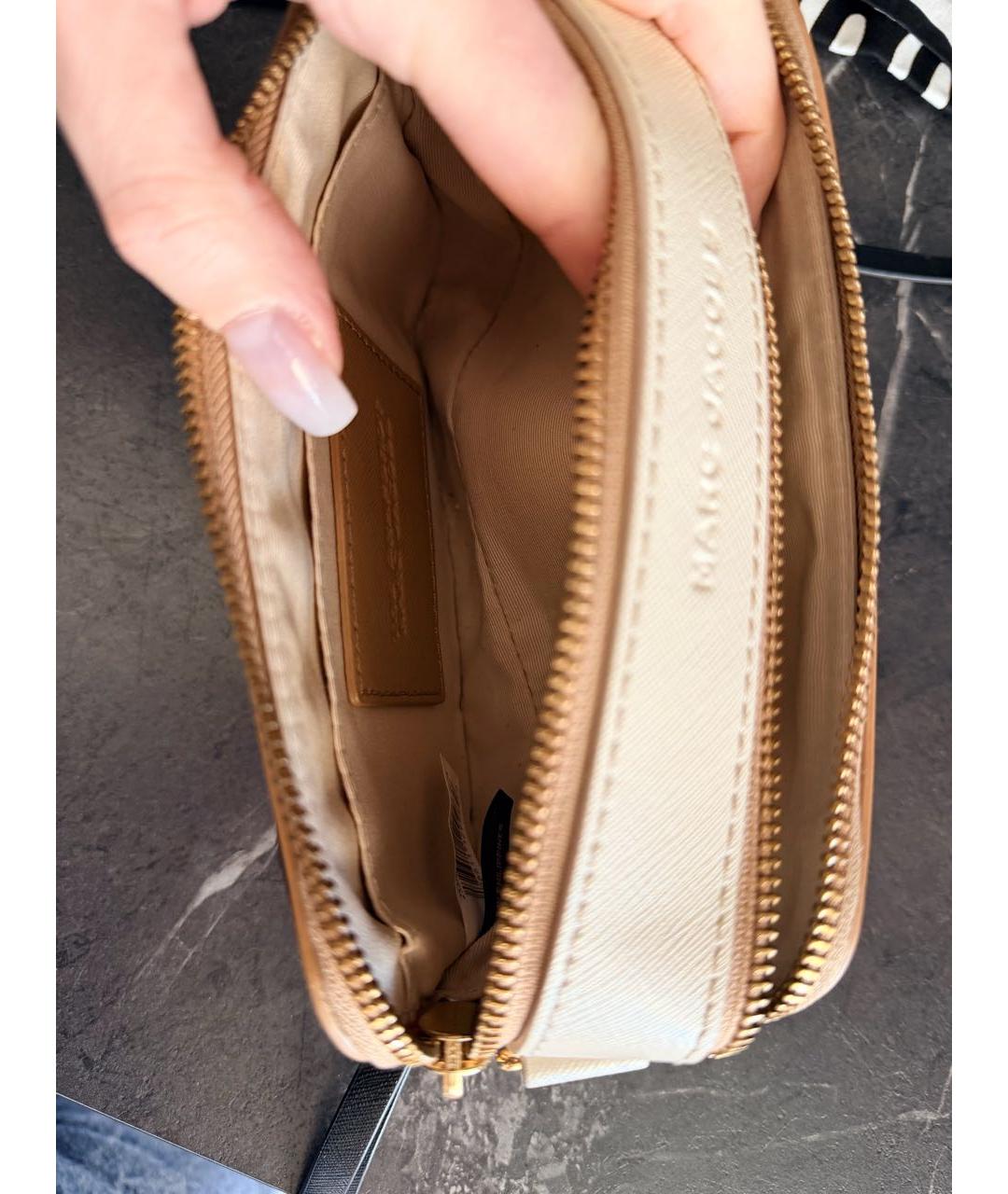 MARC JACOBS Бежевая кожаная сумка через плечо, фото 4