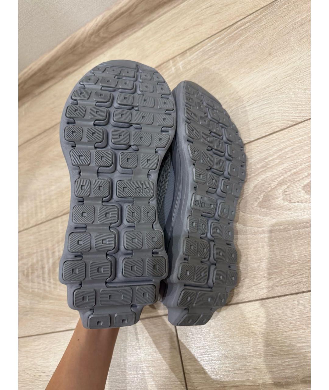 ALO YOGA Серые кроссовки, фото 4