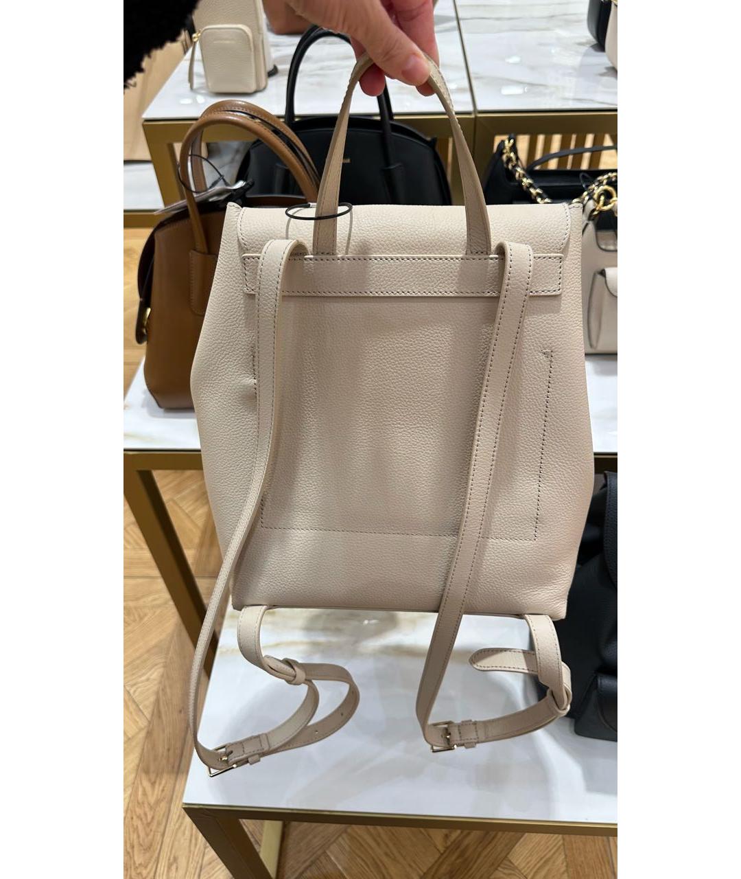 COCCINELLE Бежевый кожаный рюкзак, фото 3