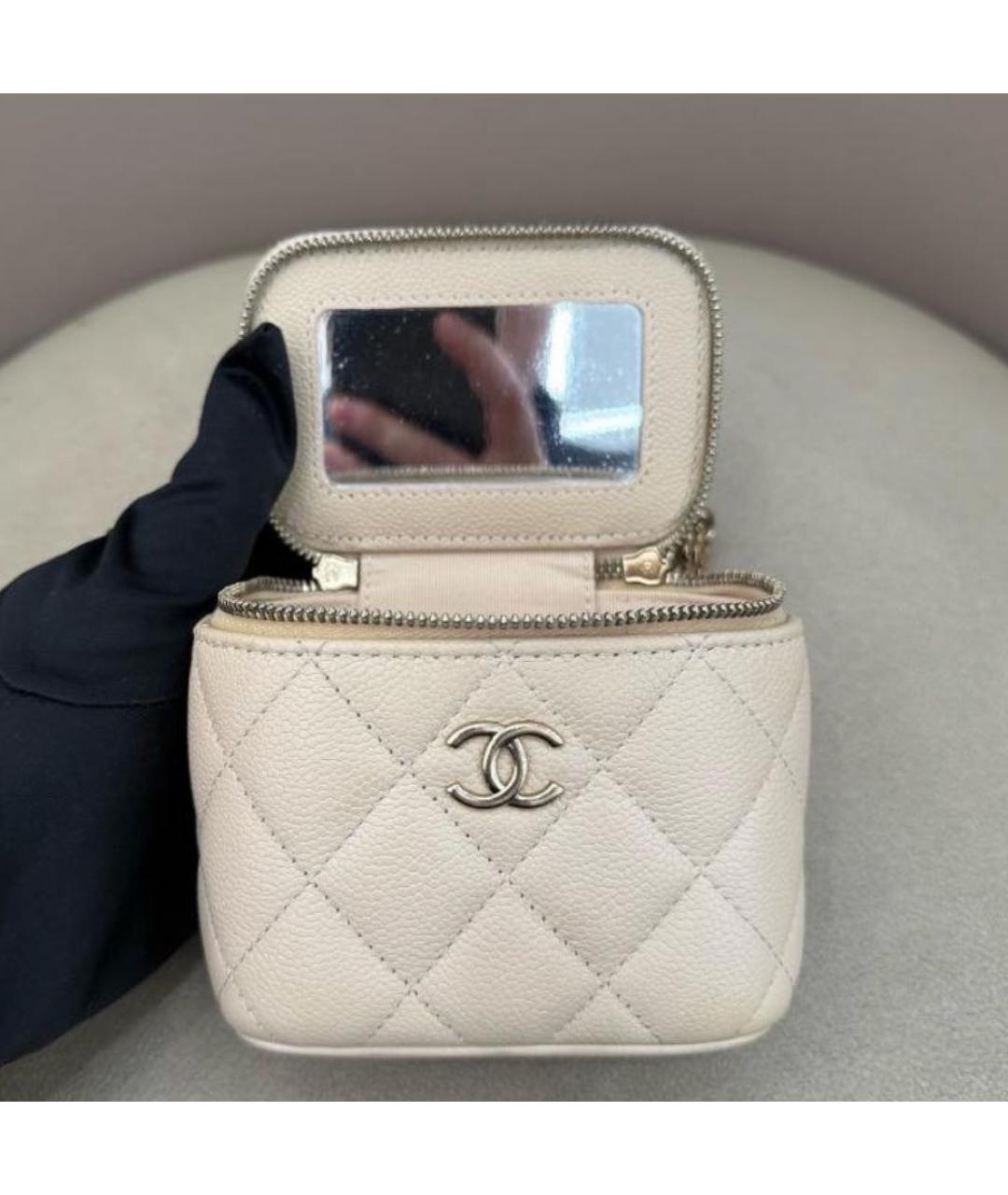 CHANEL Бежевая кожаная сумка через плечо, фото 5