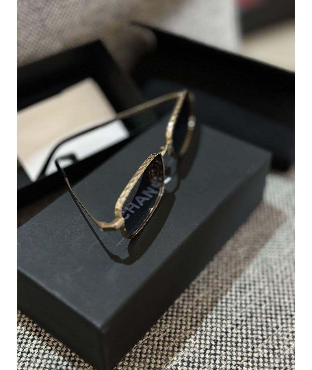 CHANEL Золотые металлические солнцезащитные очки, фото 3