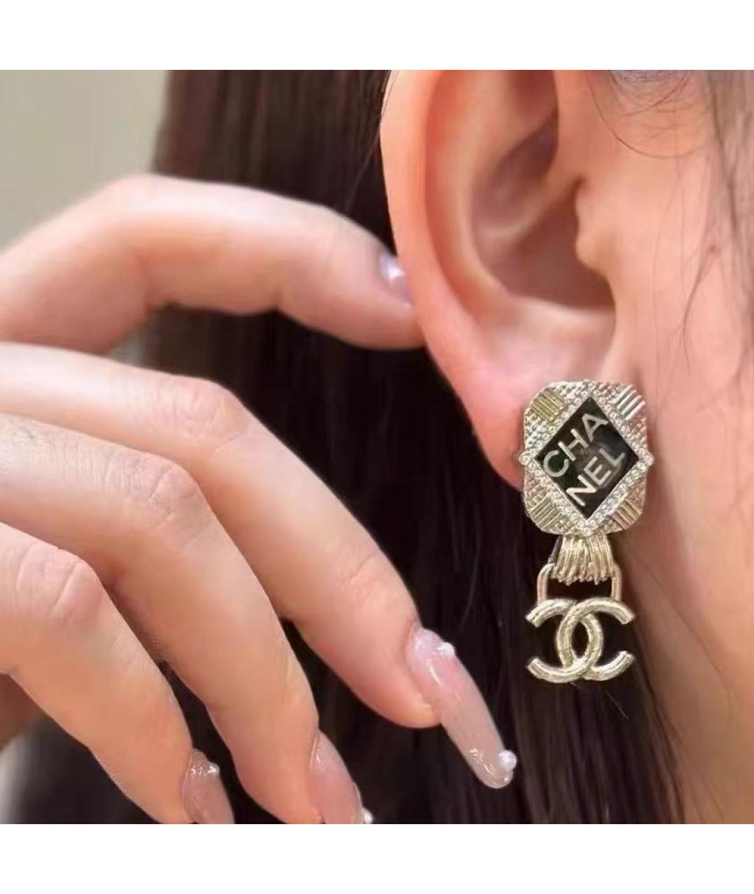CHANEL Золотые металлические серьги, фото 5