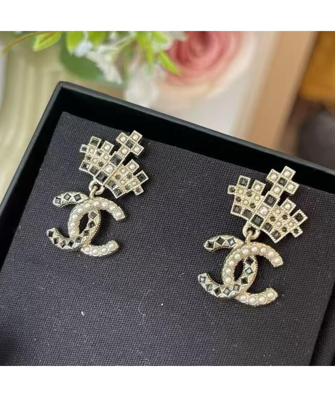 CHANEL Золотые металлические серьги, фото 2