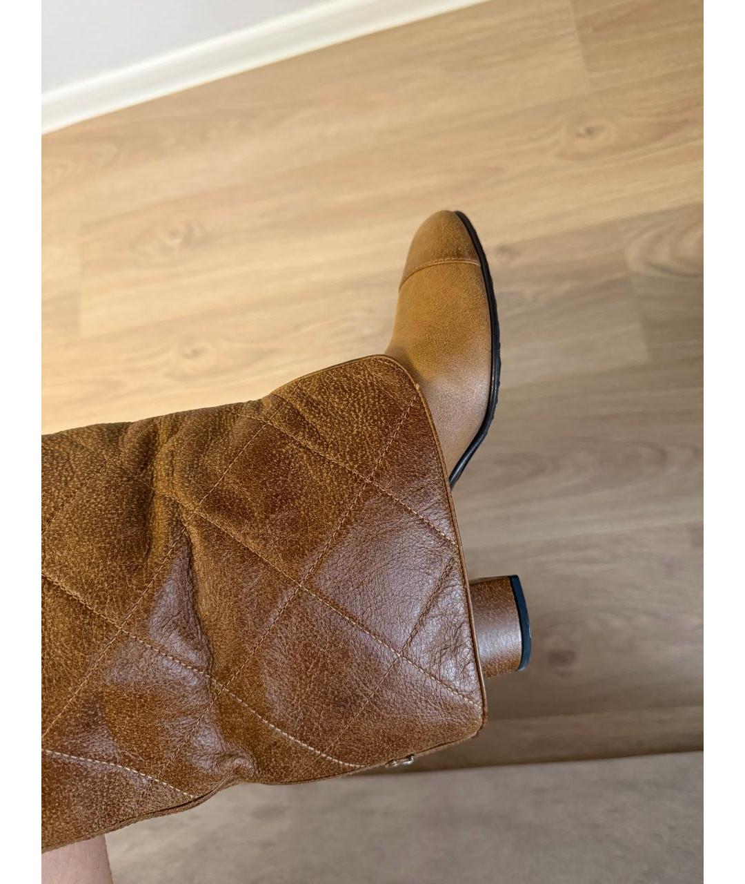 CHANEL Коричневые кожаные ботфорты, фото 3