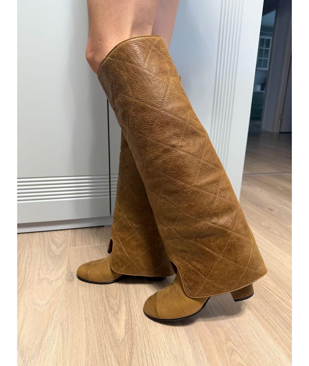 CHANEL Коричневые кожаные ботфорты, фото 5